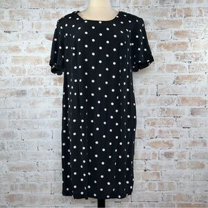 True Vintage 1980s Polka Dot Short Sleeve Circle Neck Rear Zip Midi Shift Dress